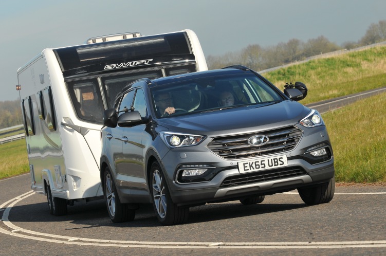 Hyundai Santa Fe towing